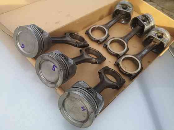 Поршни audi abc 2.6 100 80 c4 b4 b5 a6 a4 поршень блок шатуны 2,6 v6 Запорожье