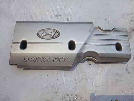 Декоративная крышка Hyundai Accent 2006-2010 1.4 бензин Хюндай Акцент Запорожье