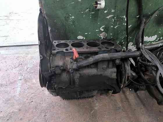Низ двигателя  пенёк Заз 1102 Таврия Славута Запорожье
