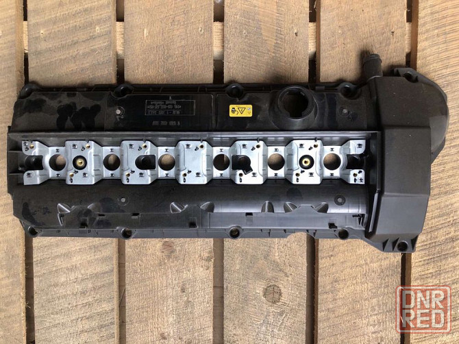 Клапанная крышка ГБЦ  M54 . Запорожье - изображение 1