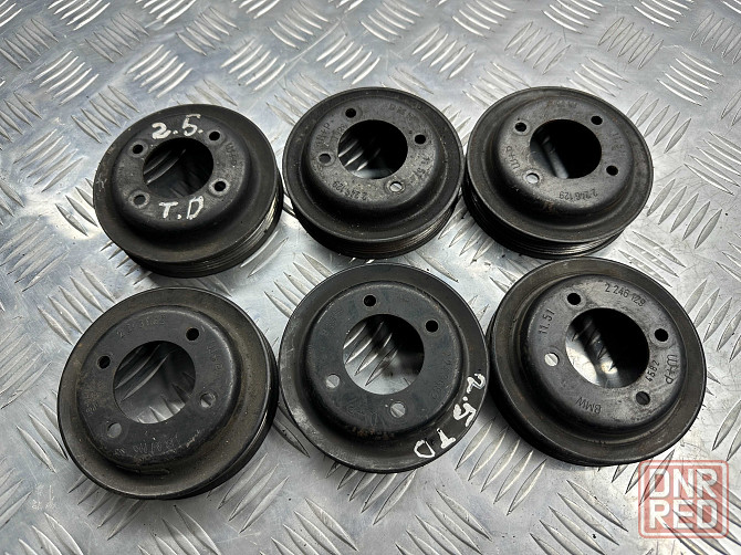 Шкив помпы е36 e34 e36 e39 Omega B  m51d25 2246129 Запорожье - изображение 1