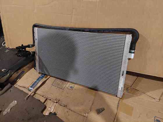 Радиатор Bmw m5 f10 m6 f06 f12 f13 17112284244 Радіатор БМВ 5 м5 ф10 Запорожье