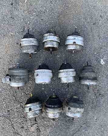 Подушка мотора 1.8 1.9 Skoda Superb Volkswagen Passat B5 Audi Запорожье