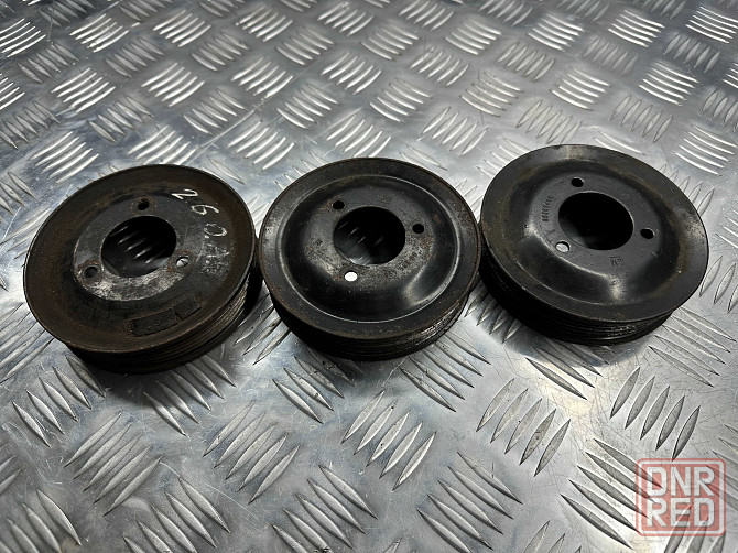 Шкив помпы OPEL Omega A C26NE, 30NE, C30NE, C30SE 90285496 Запорожье - изображение 1