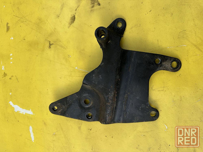 Кронштейн крепления EGR 2.5 TDI Volkswagen Crafter 076131184F Херсон - изображение 2