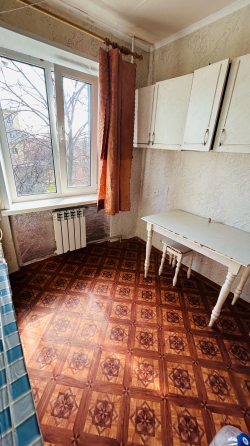 Продажа 2 комнатная квартира, г. Макеевка, Советский район, пгт Ханженково (Больничный) Макеевка