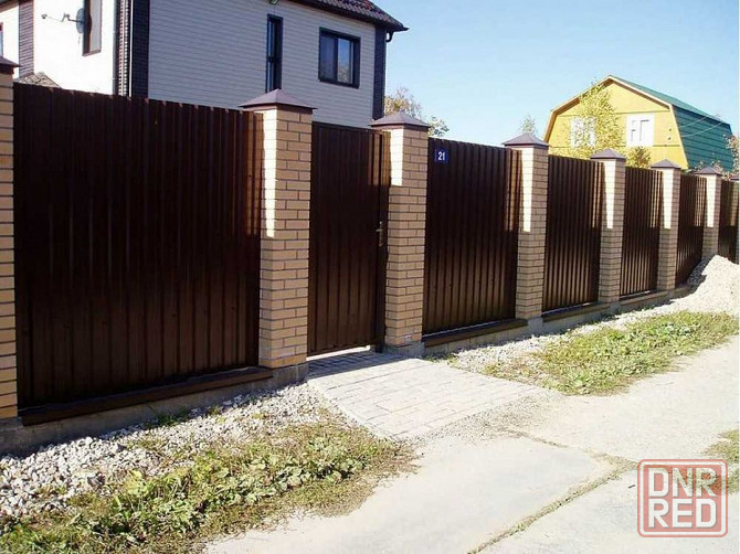 Паркан із профнастилу заборы из профнастила кованые ворота калитки Запорожье - изображение 4