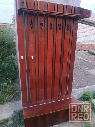 Вешалки напольные . Дерево -800 и. Металл- нерж 500, синяя - 600 Херсон - изображение 4