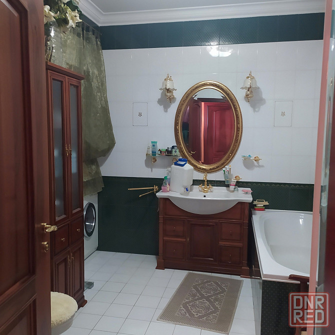 Продам отличную 4-х ком. кв-ру 147 м кв. в пер.Орешкова с гаражом и подвалом Донецк - изображение 9