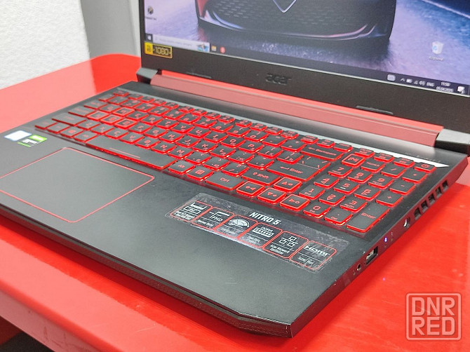 Игровой по доступной цене Nitro 5 15.6 Fullhd/i5 проц/8пи/256SSD+320HDD/Nvidia gtx1050 3gb Донецк - изображение 2