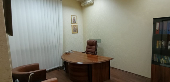 продажа, донецк шикарное офисное помещение,центр , университетская 30. Донецк