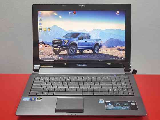 Премиум ноут 15 дюймов, металл, 4динамика как новый! Intel i5 проц/8Гб/SSD 256/nvidia Gt540 1gb Донецк
