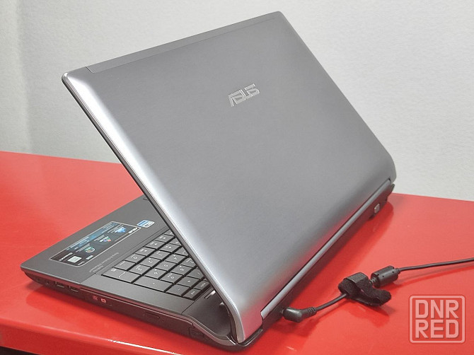 Премиум ноут 15 дюймов, металл, 4динамика как новый! Intel i5 проц/8Гб/SSD 256/nvidia Gt540 1gb Донецк - изображение 4