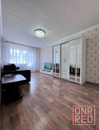 Продажа 1 комн. квартиры, кв-л Гвардейский Макеевка - изображение 1