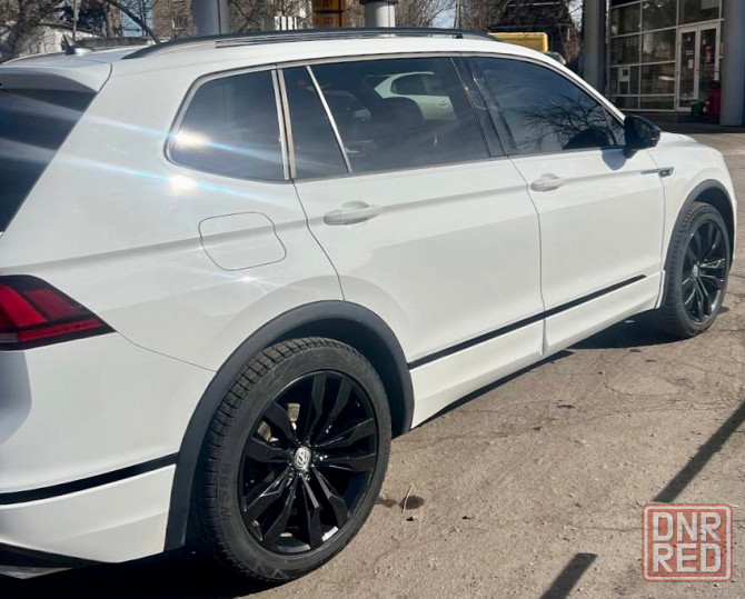 Volkswagen Tiguan R-Line 2021 2.0 TSI 4Motion Безопасность целая Состояние отличное Донецк - изображение 4