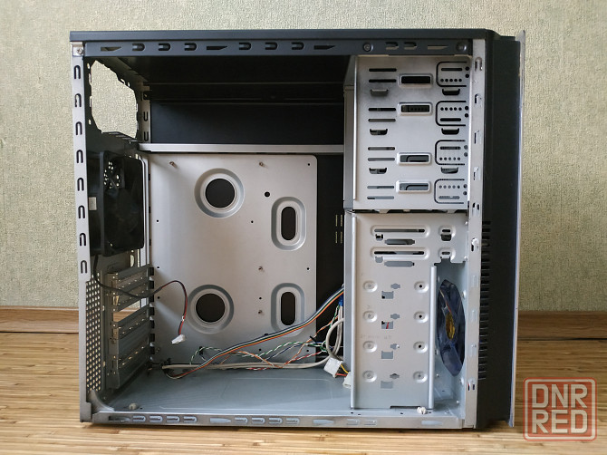 Корпус ATX черного цвета Донецк - изображение 5