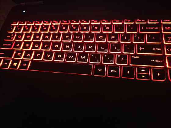 HP OMEN 15-ax214TX/15,6/ Intel Core i5-7300HQ/16 Гб DDR4/SSD М2-128 Гб+HDD 500Гб/GTX 1050/ 40 499 Донецк