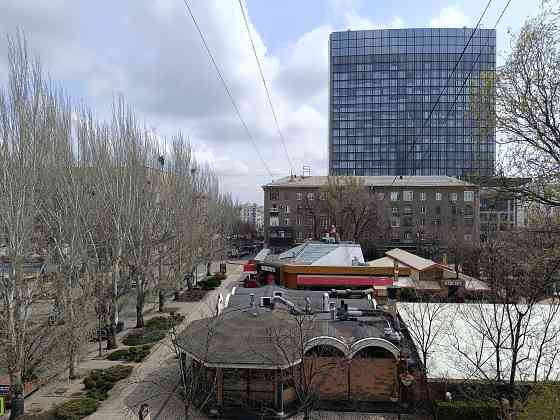 продам 3 х ком квартиру на б Пушкина Донецк