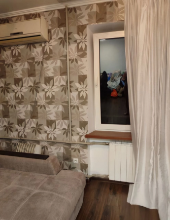 Продаётся 1 комнатная квартира (Крупногабаритная) п. Бажанова Макеевка