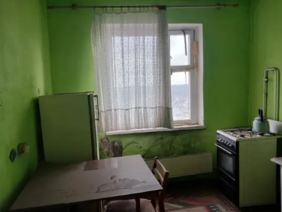 Очень срочно продам 2к.кв г. Макеевка, мкрн. "Калининский" Макеевка