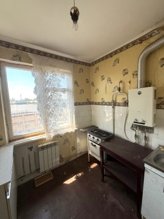 Продажа 2-х комн квартиры Калининский рынок , 46м 2 Донецк