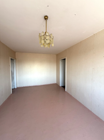 Продажа 2-х комн квартиры Калининский рынок , 46м 2 Донецк