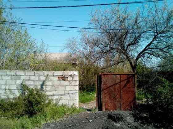 Продаю 4-х комнатный дом в Ленинском районе, ул. Крымская, ост. Универсальная Донецк