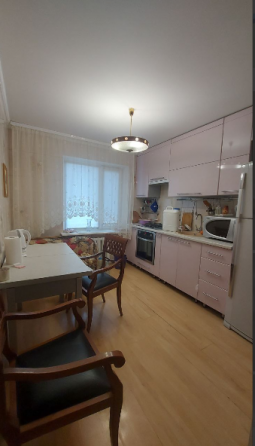 3-х ком. квартира в Калининском р-не. б. Шахтостроителей, 26 Донецк