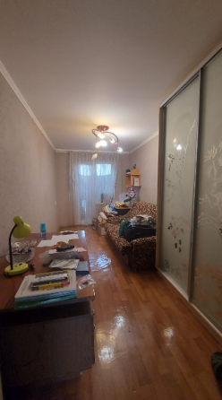 3-х ком. квартира в Калининском р-не. б. Шахтостроителей, 26 Донецк