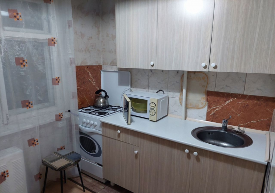 Сдаётся в аренду на длительный период однокомнатная квартира Донецк